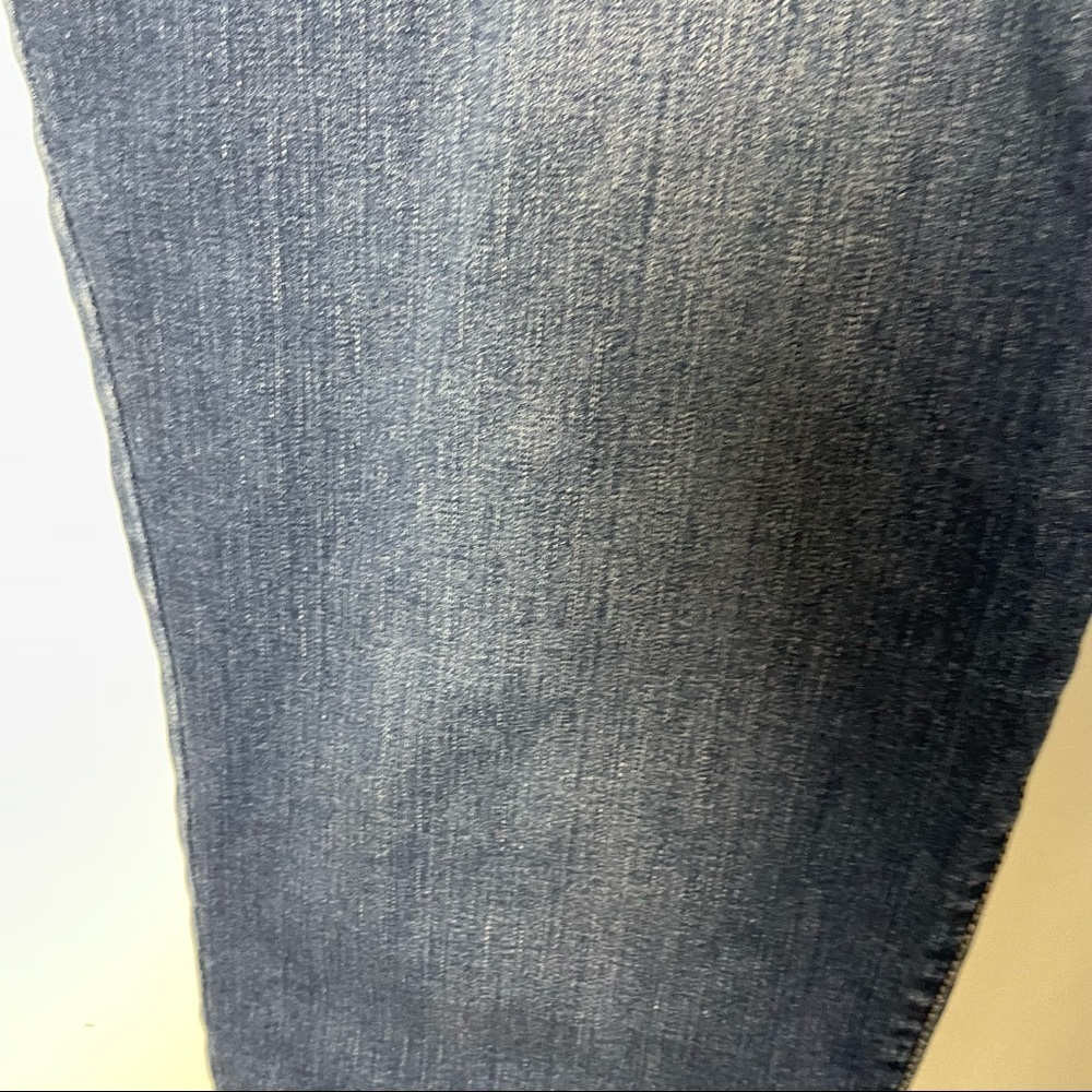Lane Bryant Genius Fit Medium Wash Denim Capri Size 22 - Picture 6 of 13